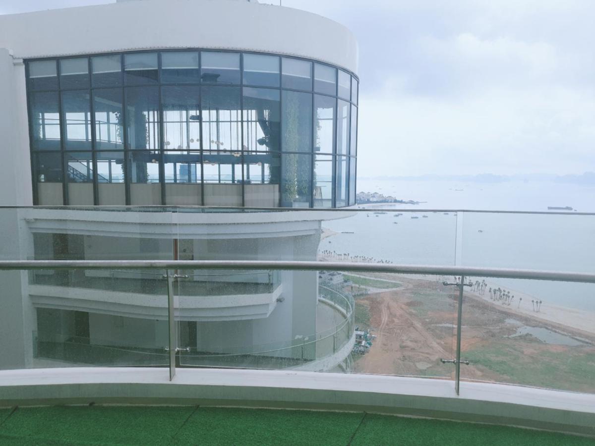 Citadines Marina Ha Long Lägenhet Exteriör bild